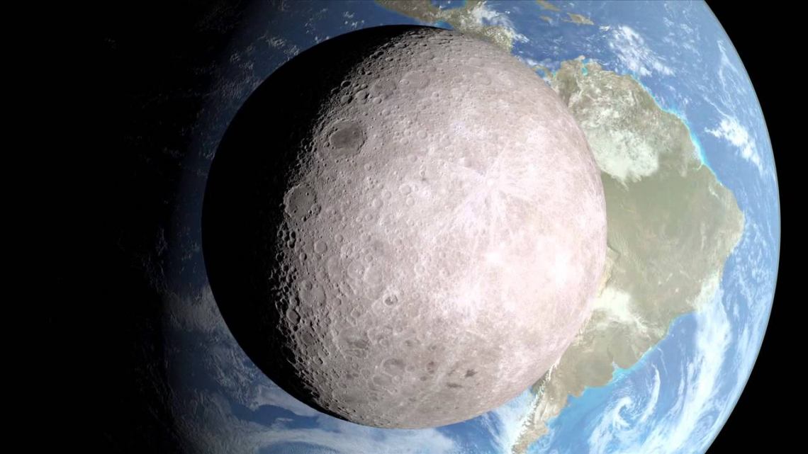 Miért olyan más a Hold túloldala?