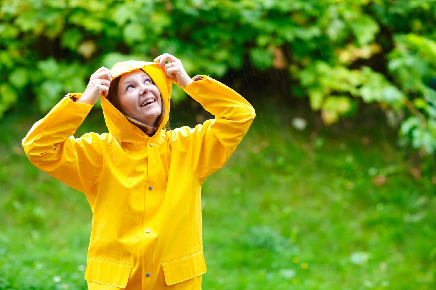 7 tipp a funkcionális ruhák, például a széldzseki és az esőköpeny tisztításához
