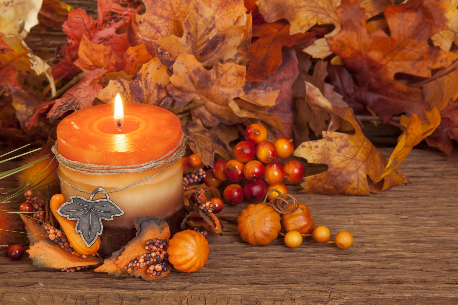 8 őszi gyertyakompozíció, ami megszépíti az otthonod