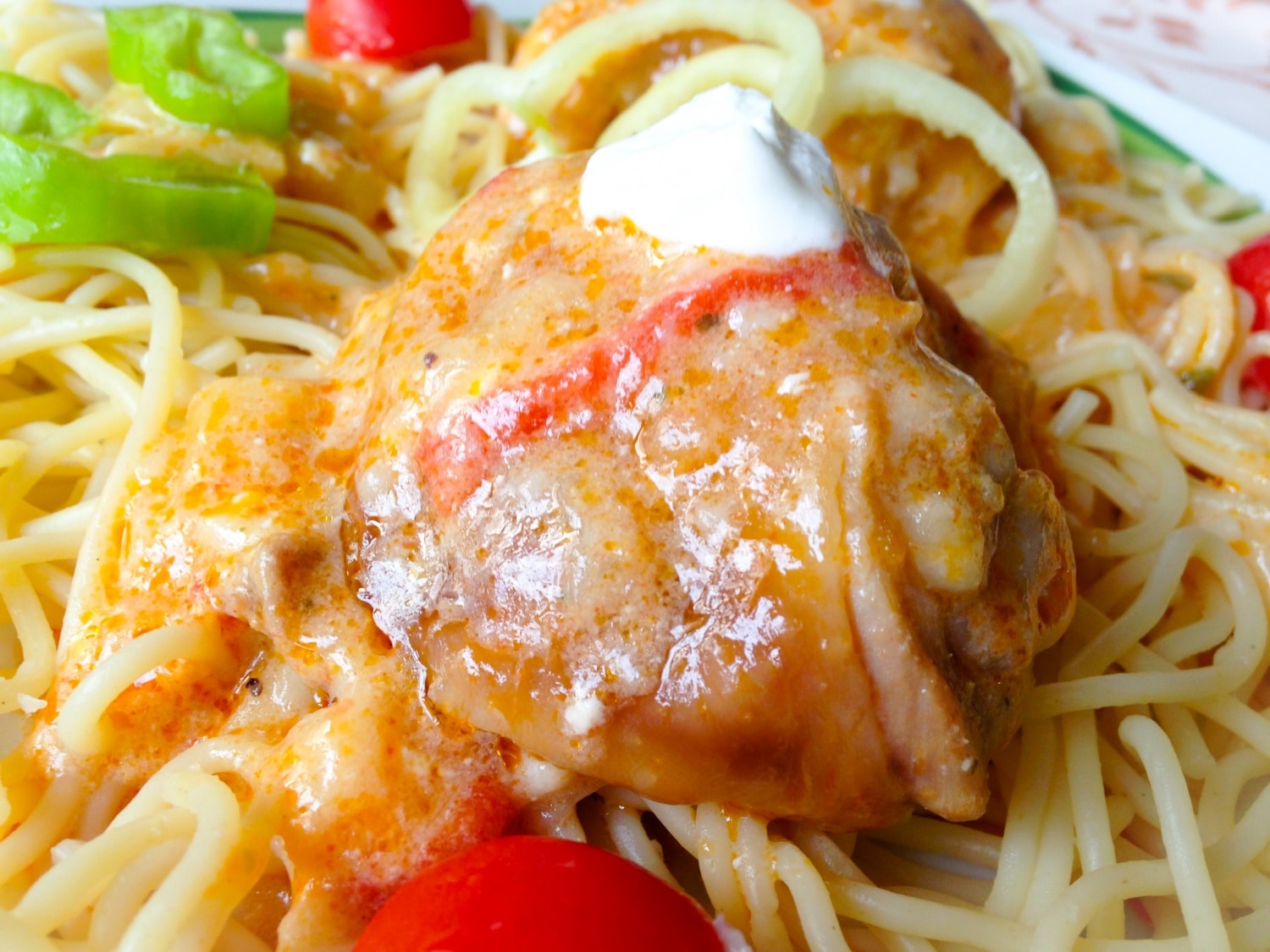 A nap leggusztább receptje: Paprikás csirke spagettivel