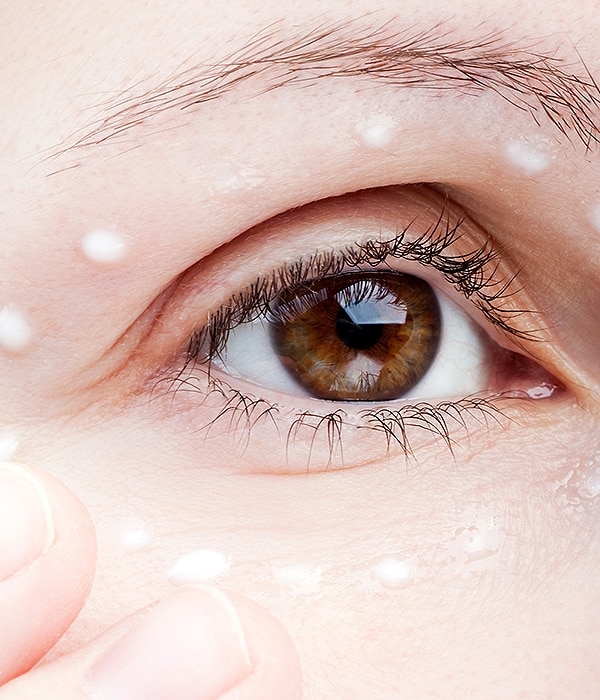 házi szemkörnyékápoló természetes anti aging bőrápoló otthoni gyógymódok