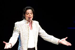JACKO SHOW – A Tribute to Michael Jackson