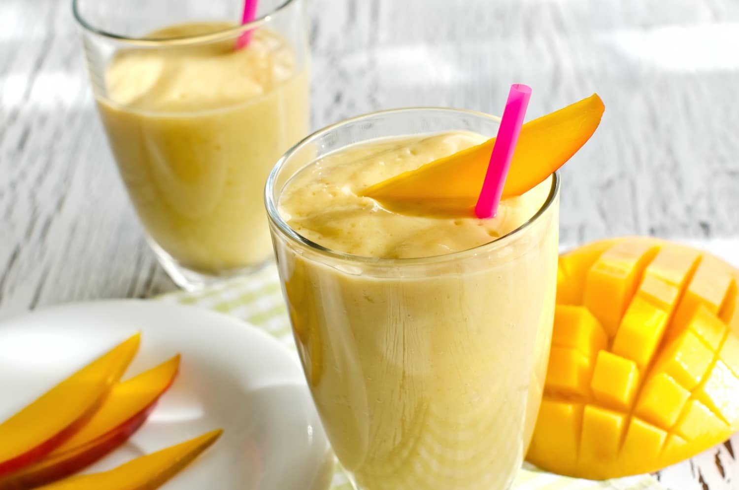 Mangó, az aromás nyári kedvenc + 2 recept mangóval