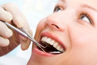 Mit mondanak a fogaid az egészségedről?