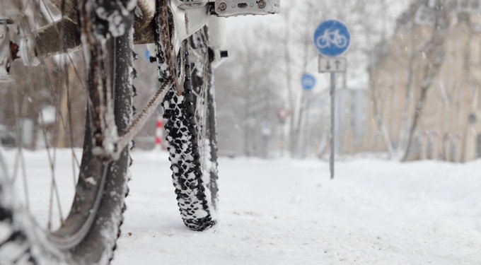 Téli bringázás: ezekre figyelj ha a hidegben is tekered