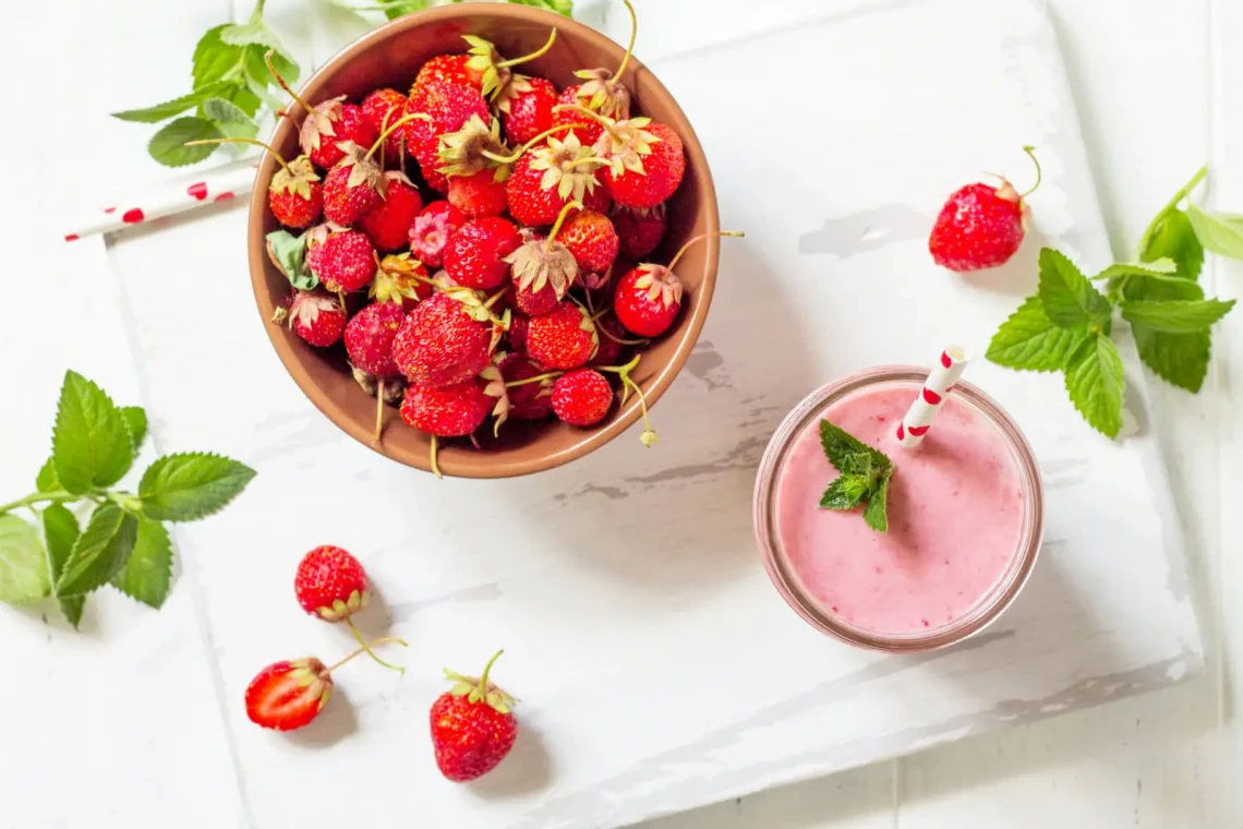 Gyömbéres-citromos epersmoothie