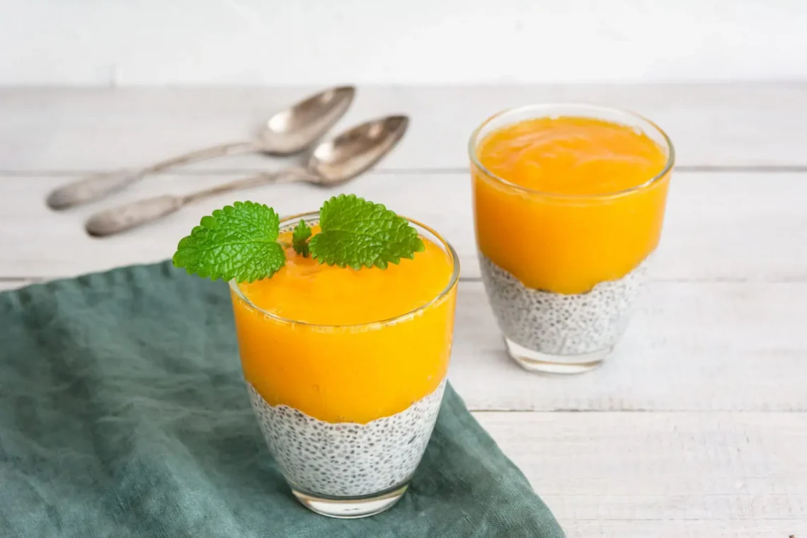 Mangós-chia magos smoothie