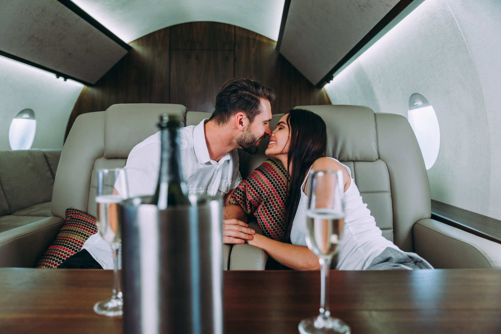 Így randiznak a milliomosok: megvan az ára, ha gazdagokkal találkozgat az ember