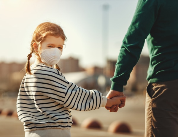 Koronavírus: Komoly problémával nézhetnek szembe az elvált szülők a járvány miatt