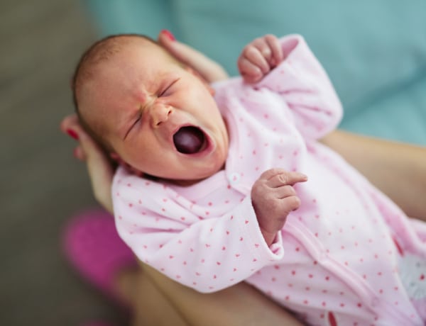 Mit idéz elő a babaillat és hogyan vészelik át a kismamák az álmatlan éjszakákat? Így válik a nő anyává