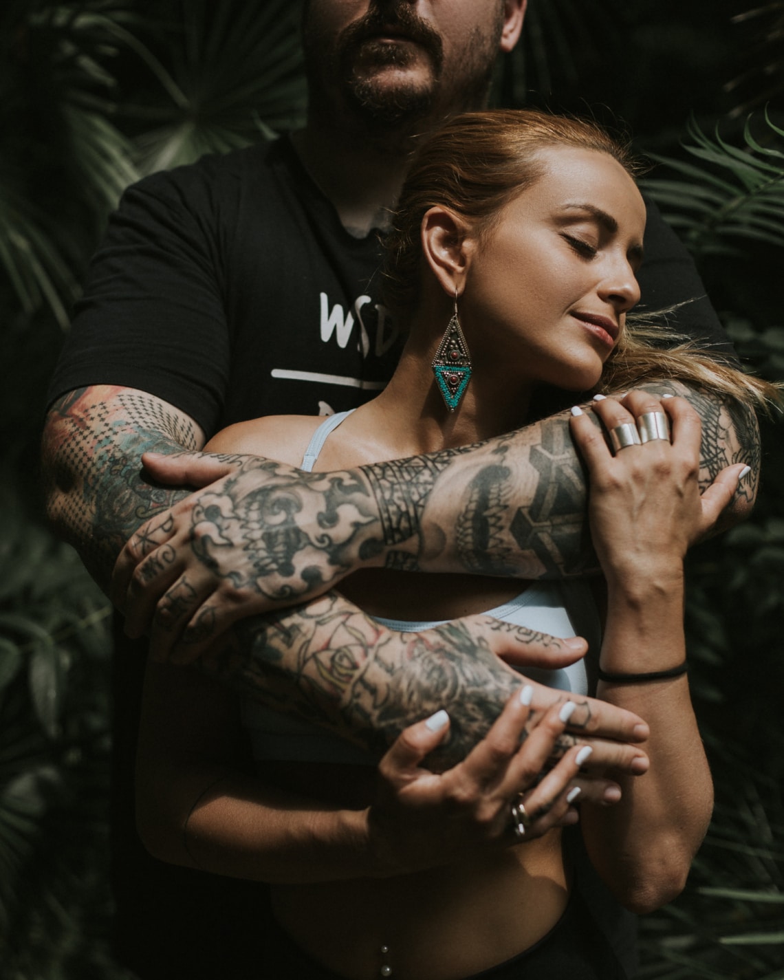 Miért vonzódnak a nők a tetovált férfiakhoz?