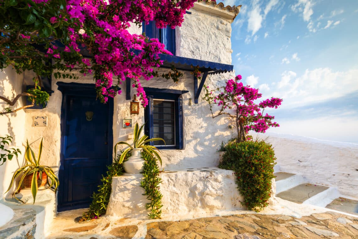 Nemcsak Santorini és Kréta létezik! 5 kevésbé ismert, mégis csodaszép görög sziget