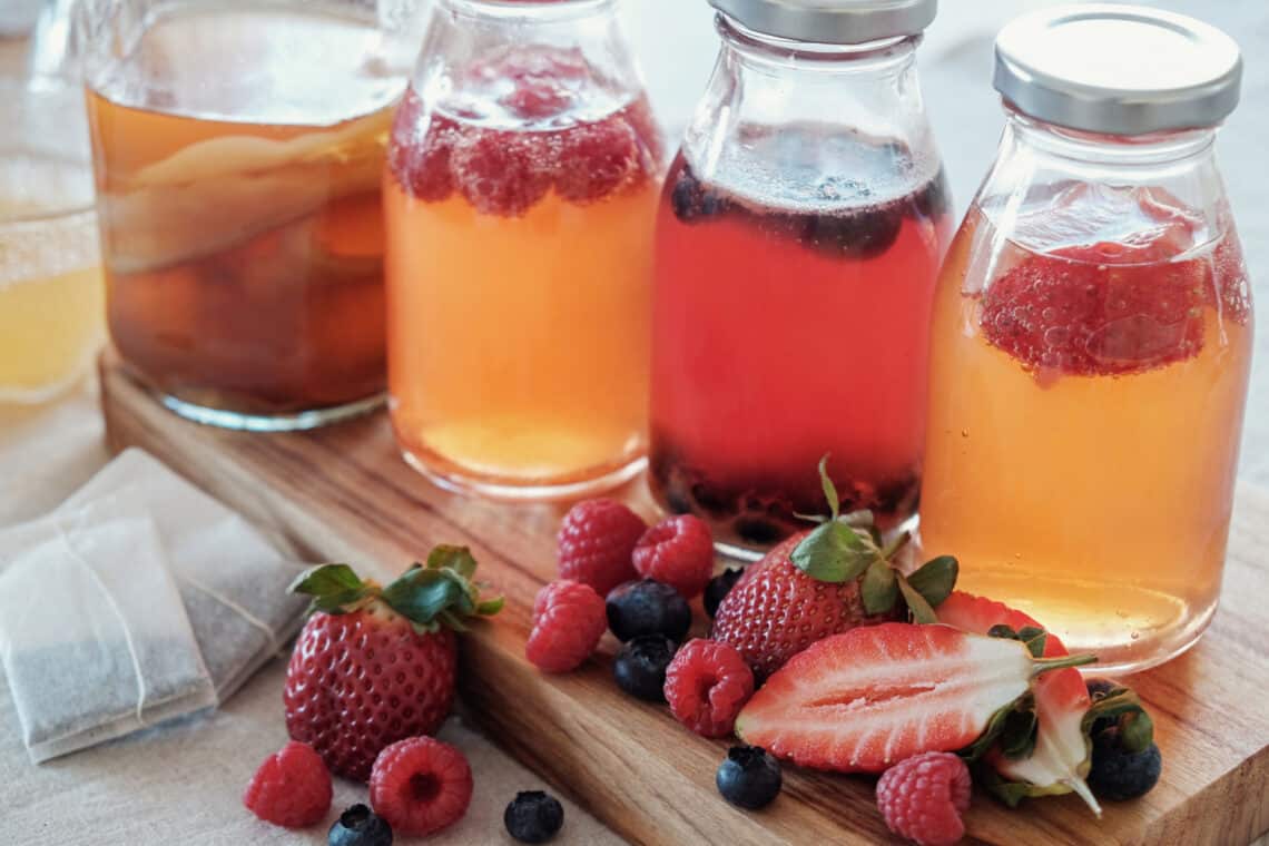 Vényre kellene felírni őket mindenkinek: a fermentált gyümölcslevek csodálatos hatásai – Készítsd el te is őket!
