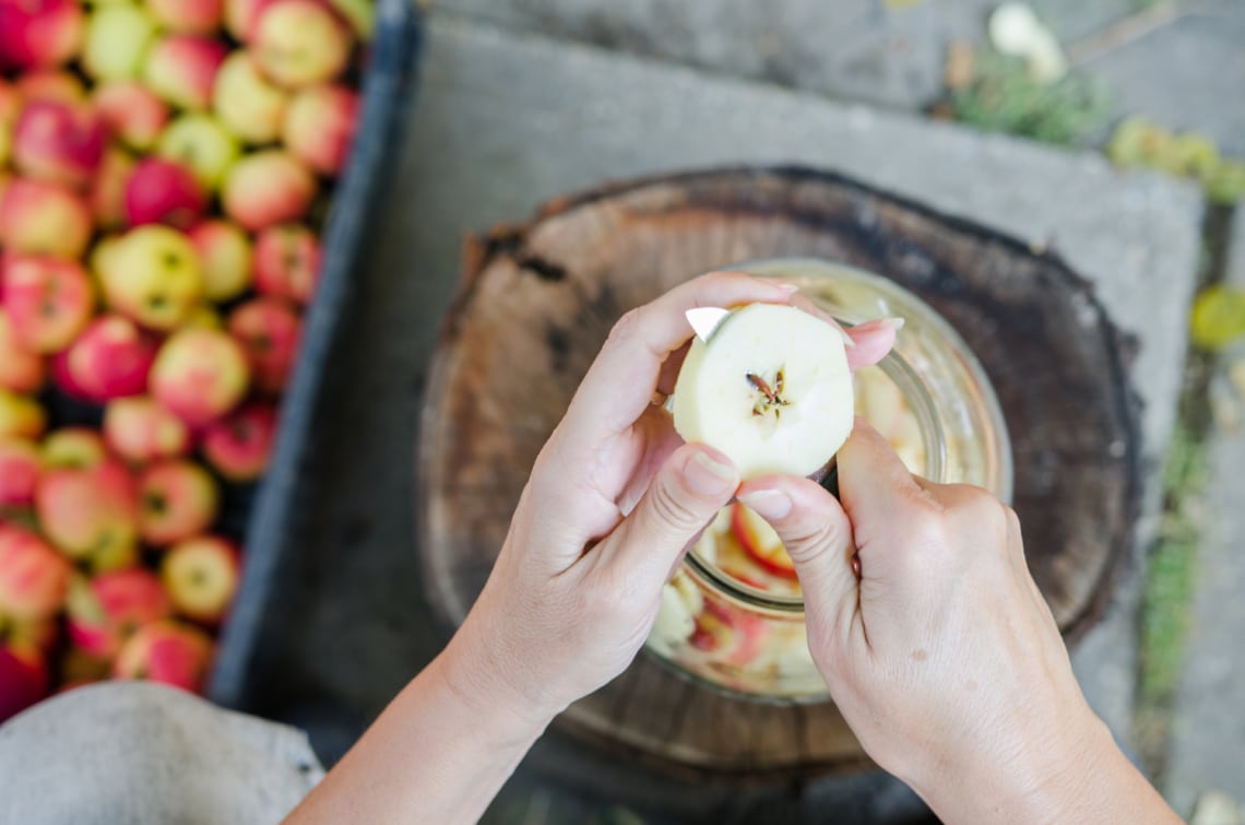 Így használd az almaecetet a szépségápolásban