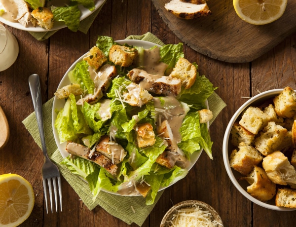 4 laktató csirkesaláta recept – Ha kiadós vacsorára vágysz