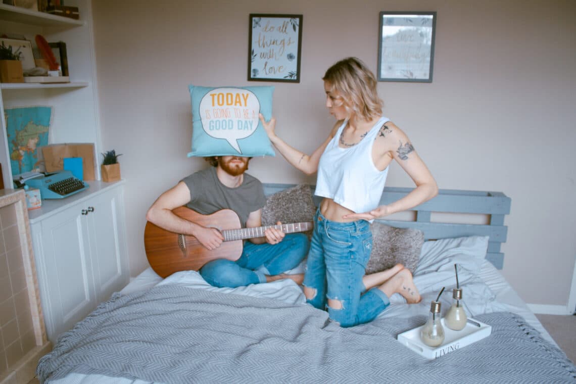 Mennyire megyünk egymás agyára? Párokat kérdeztünk, hogyan hat a bezártság a kapcsolatukra