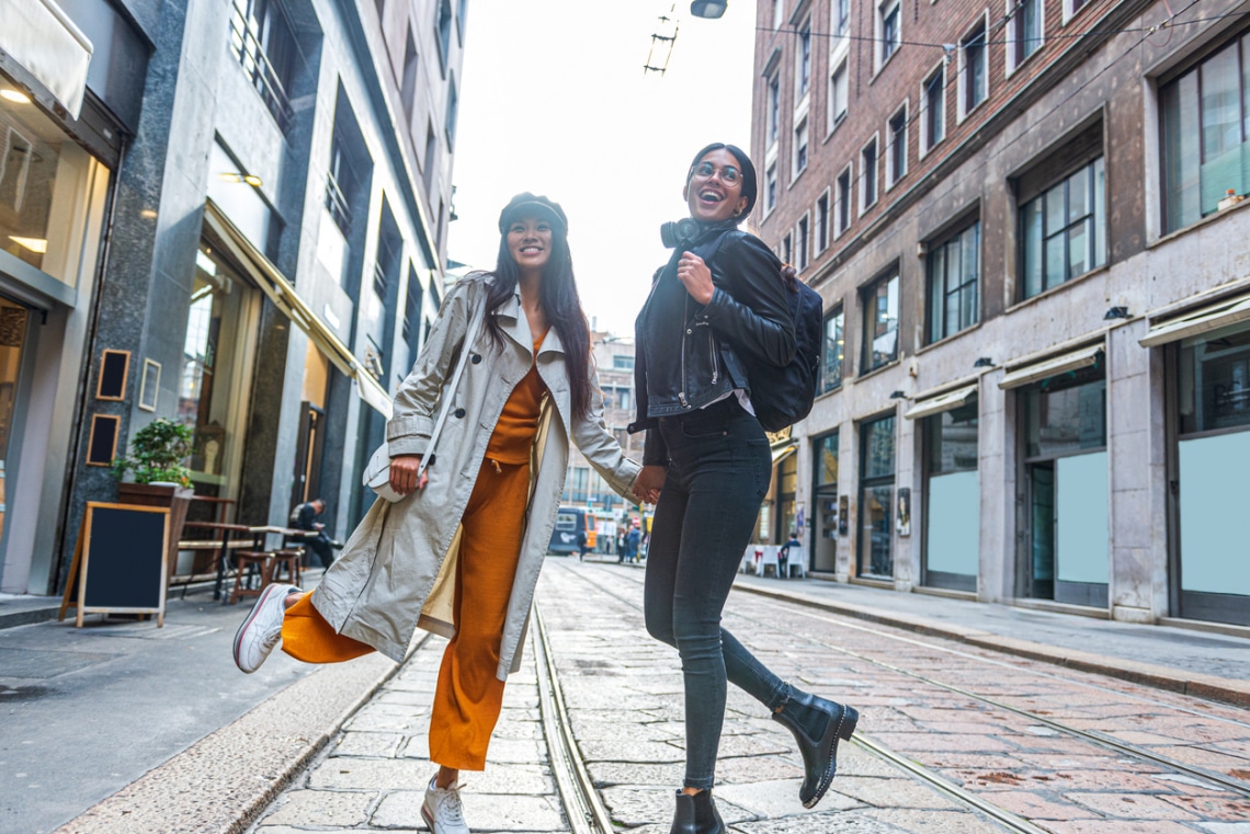 Mindig figyelmeztess egy másik nőt, aki divatbakit követ el