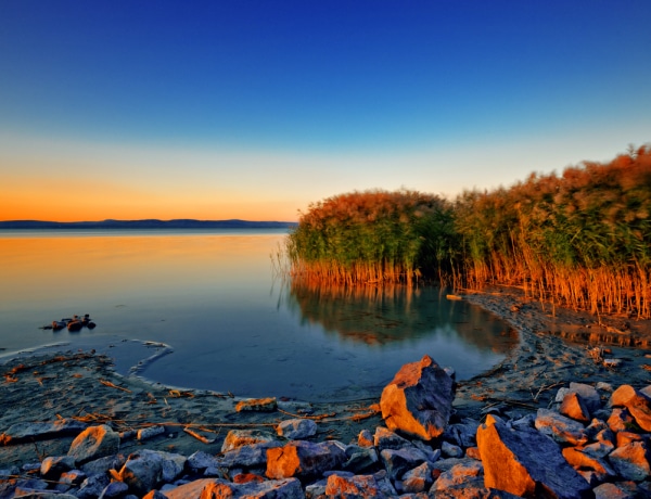 Ilyen sokat még nem nyaraltunk a Balatonon, mint idén