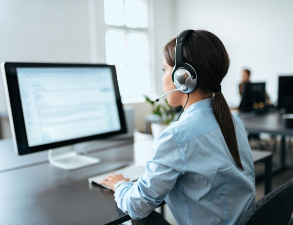 Így szerzik meg a telemarketingesek a telefonszámodat
