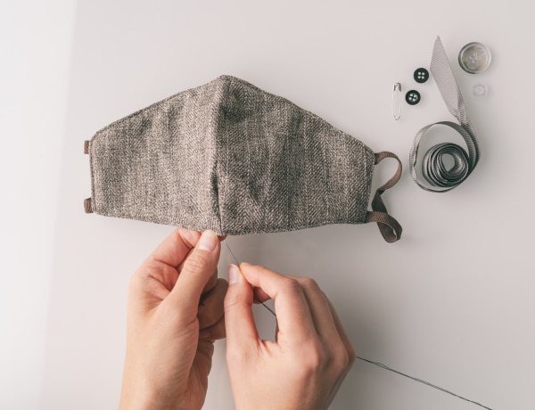 Régi ruhadarabokból maszk – 5 egyszerű DIY trükk