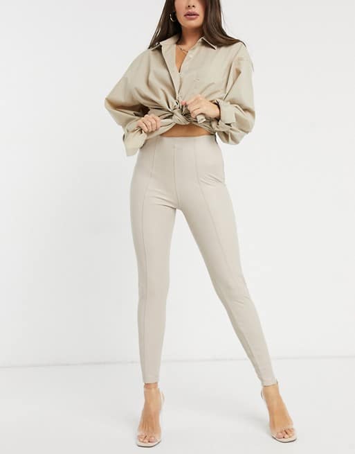 Nude kényelmes leggings