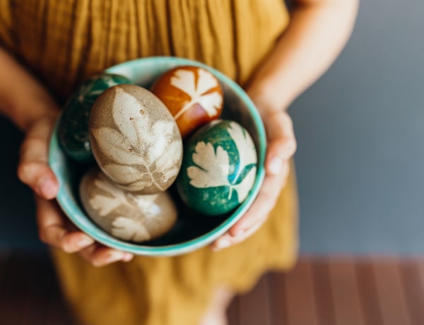 10 húsvéti tojásdíszítő trükk, ha unod a tasakos festékport