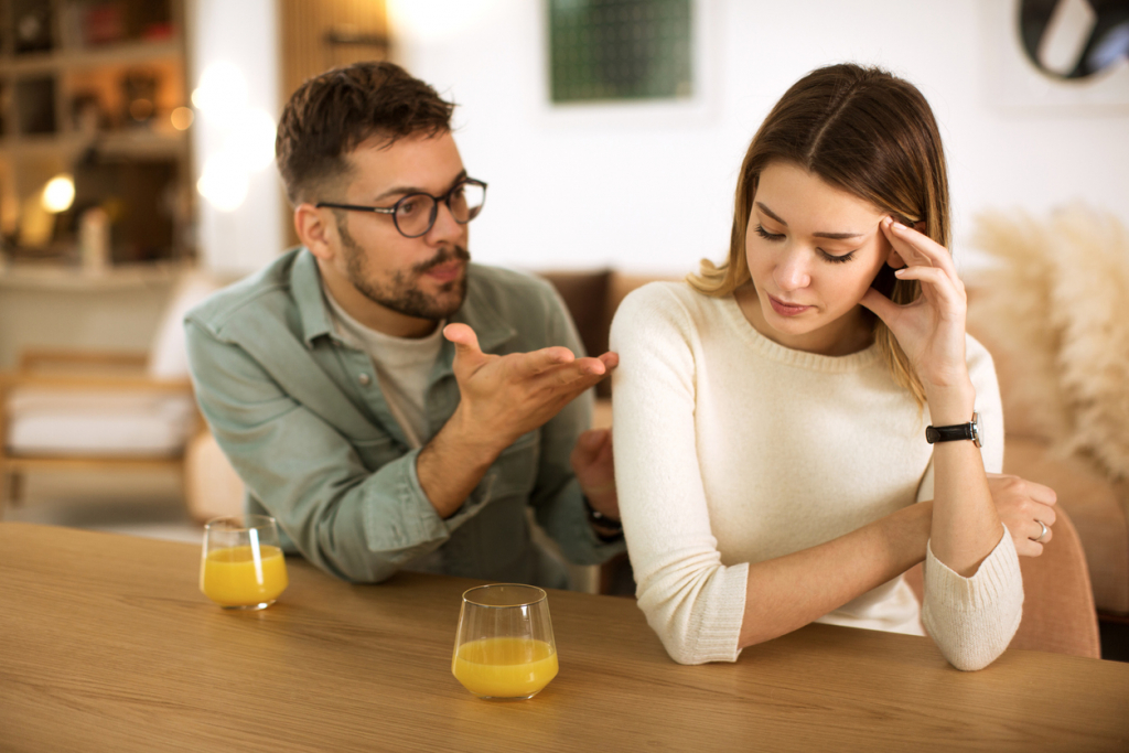 Konfliktusos párok jellemzői