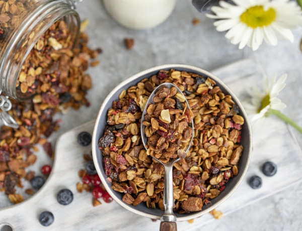 Az 5 legjobb, ellenállhatatlan, házilag elkészíthető granola recept