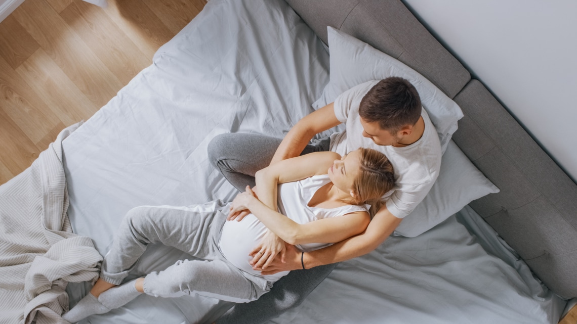 A várandós nők férjei magukon is furcsa tüneteket észlelnek