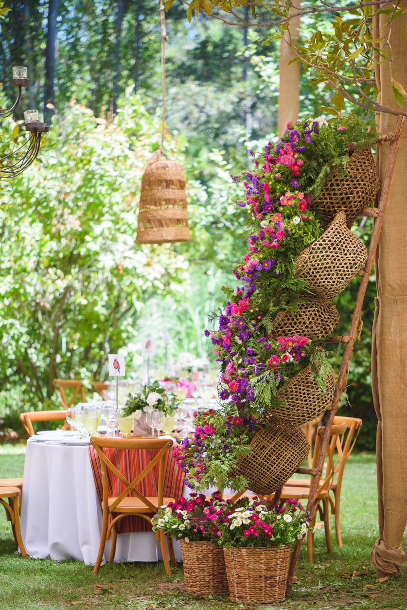 Kreatív kültéri virágtartók