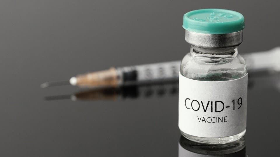 Koronavírus oltás pajzsmirgy betegséggel küzdőknek