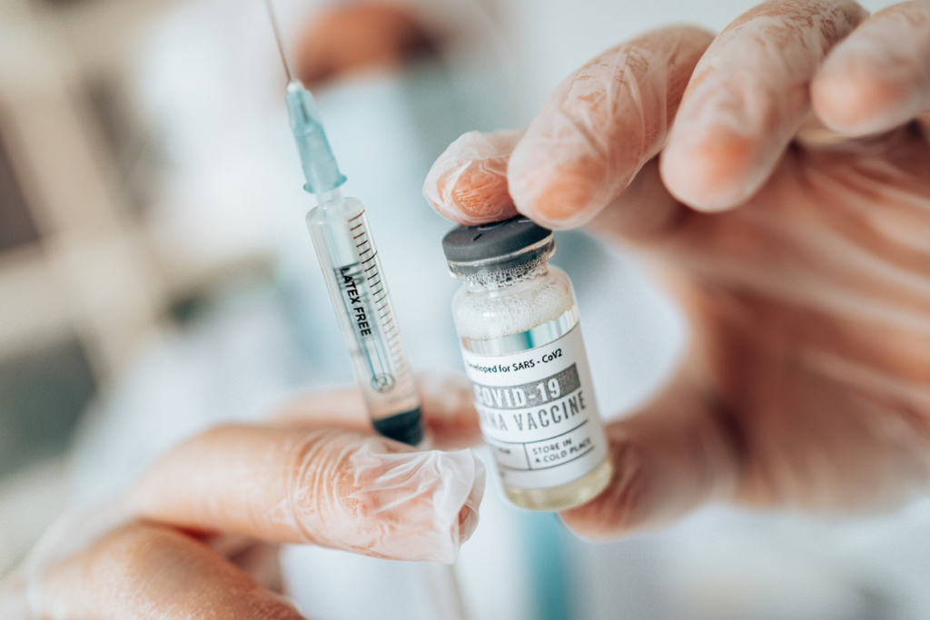 A koronavírus elleni vakcina hatásai