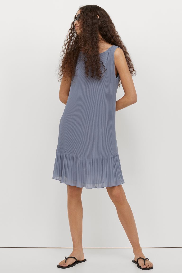 Egyszerű rakott ruha a H&M-ből