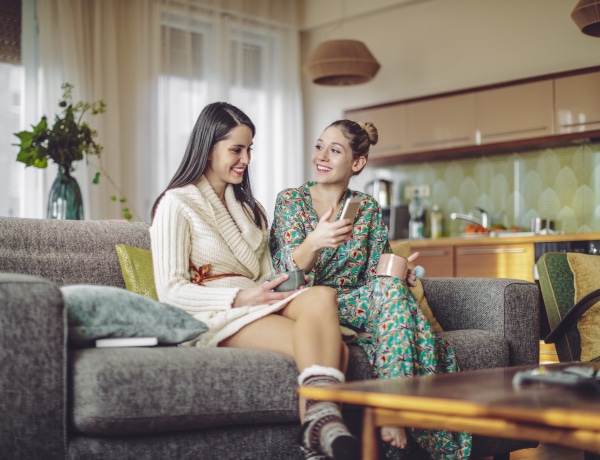 „Mit keres itt egy ilyen csinos hölgy?” Kedvenc mondatok a Tinderről