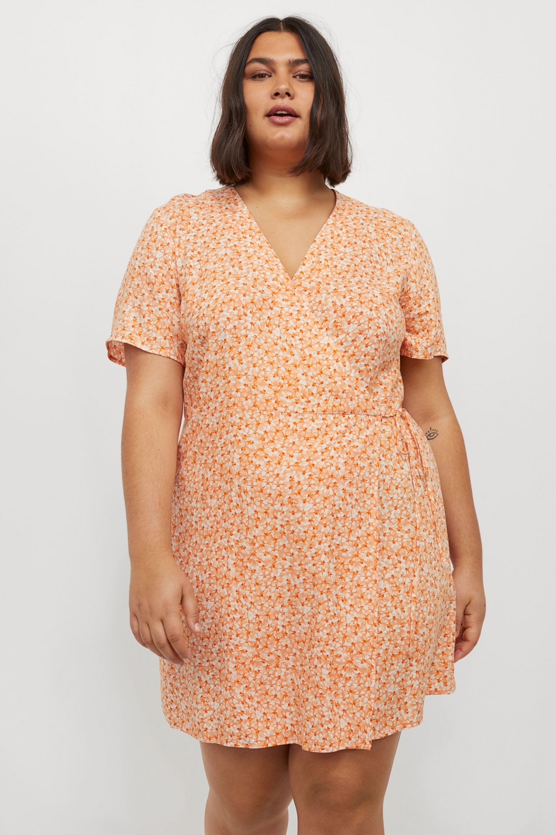 Rövid, átlapolós a H&M-ből