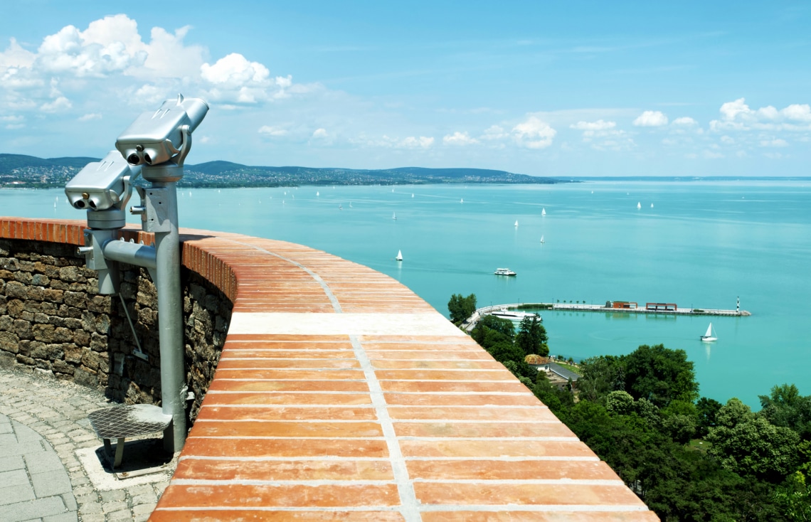 4 kicsi strand a Balaton körül, ahol nem kell tartanod a tömegtől