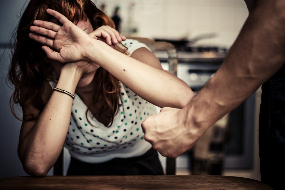 „Még mindig jobb, mintha nem lenne apja”? A családon belüli erőszakról