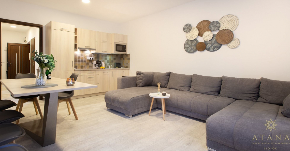 ATANA Luxury Apartments, Siófok
