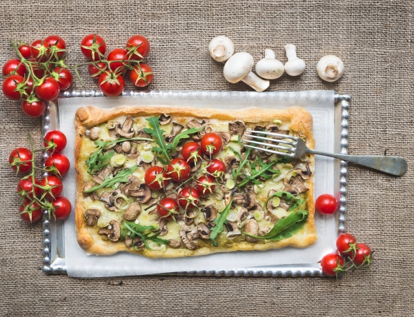 Szuperegészséges vegán pizzarecept, amit gluténérzékenyként is kipróbálhatsz