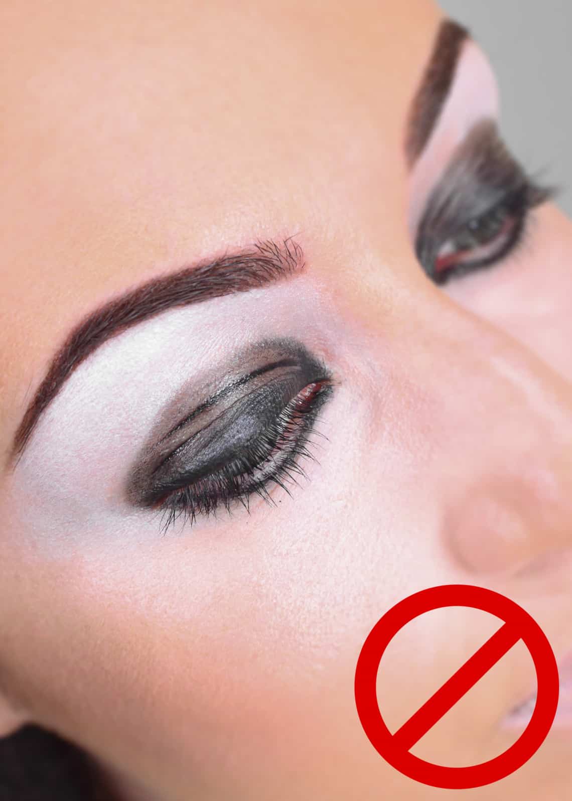 Rosszul választott szemöldök szín