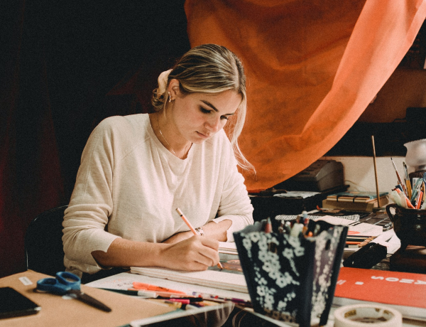 Így aktiváld a jobb agyféltekédet. Sokkal kreatívabb leszel tőle!