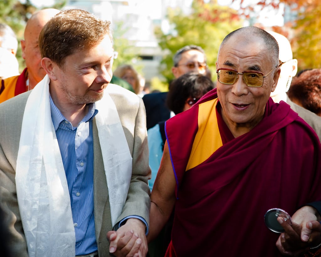 ,,Akárhol is vagy, légy ott rendesen.” – Eckhart Tolle, a ma filozófusa