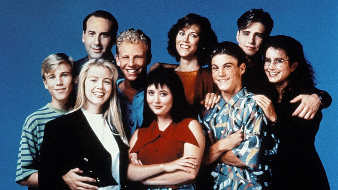 Így néznek ki ma a Beverly Hills 90210 sztárjai – Felismered?