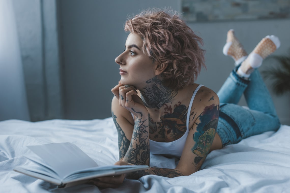 Sebhely tetoválás: 10 kreatív tetoválás, ami művészi alkotássá változtatja