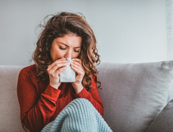 Egyre többen stresszelnek azon, hogy koronavírusnak nézik az allergiájukat