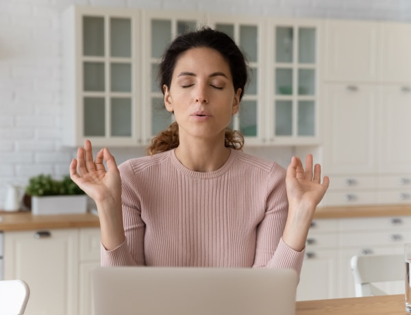 5 légzéstipp 5 helyzetre – Ha fáj a fejed, ha stresszelsz, ha koncentrálnál