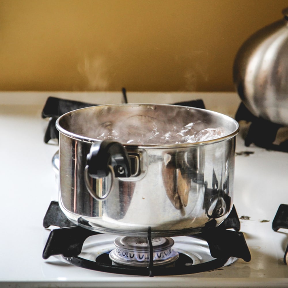 Készíts vasalót egy edényből!