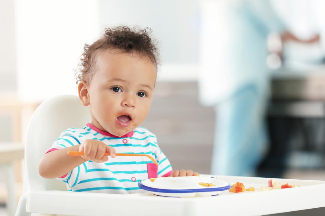 Így tanítsd meg kisgyermekedet önállóan enni