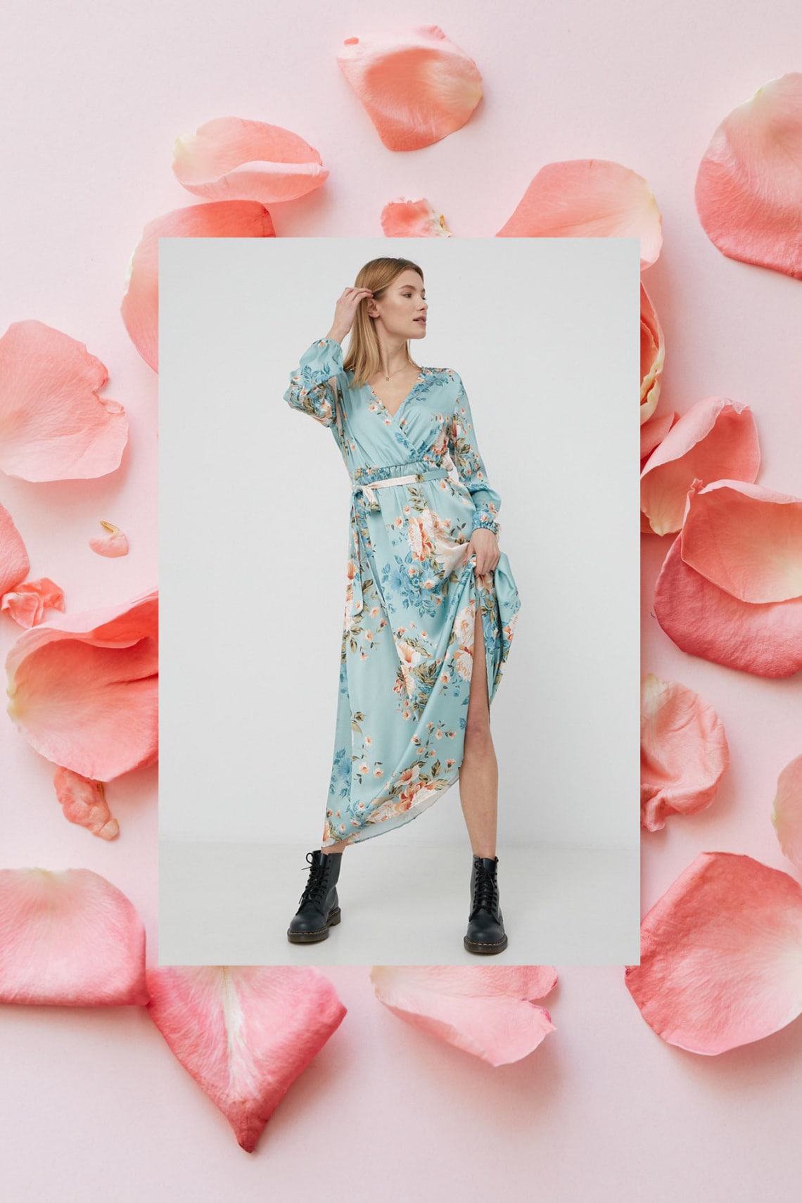 Kék virágos ruha az Answearről