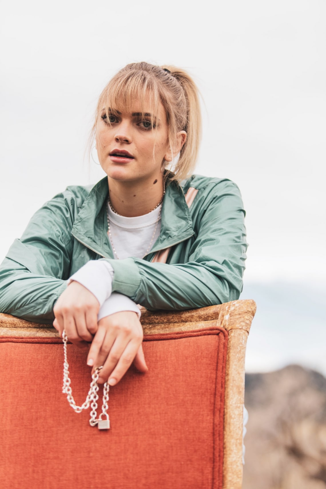 Szegd előre az álladat!